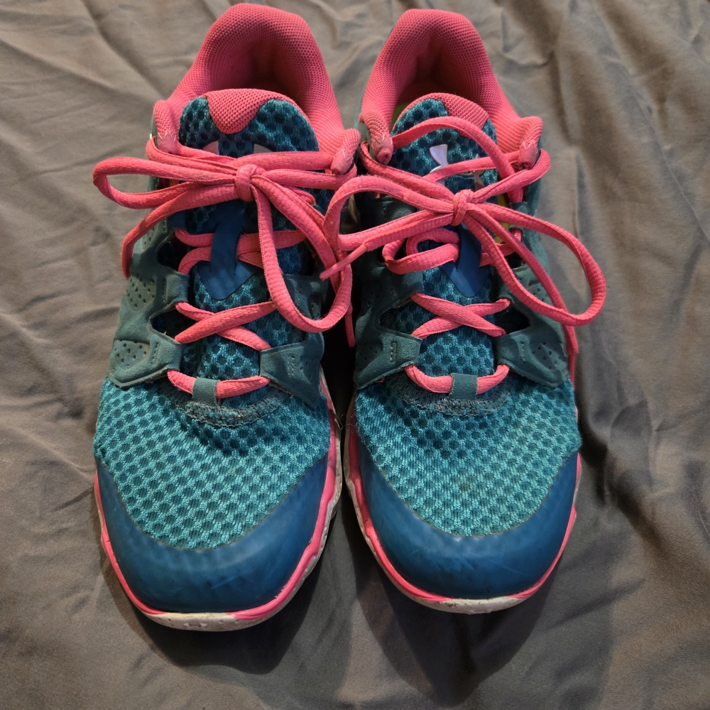 Under Armour Women's Teal and Pink Athletic Shoes